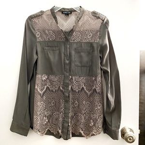 Audrey Ann chic lace snap button blouse